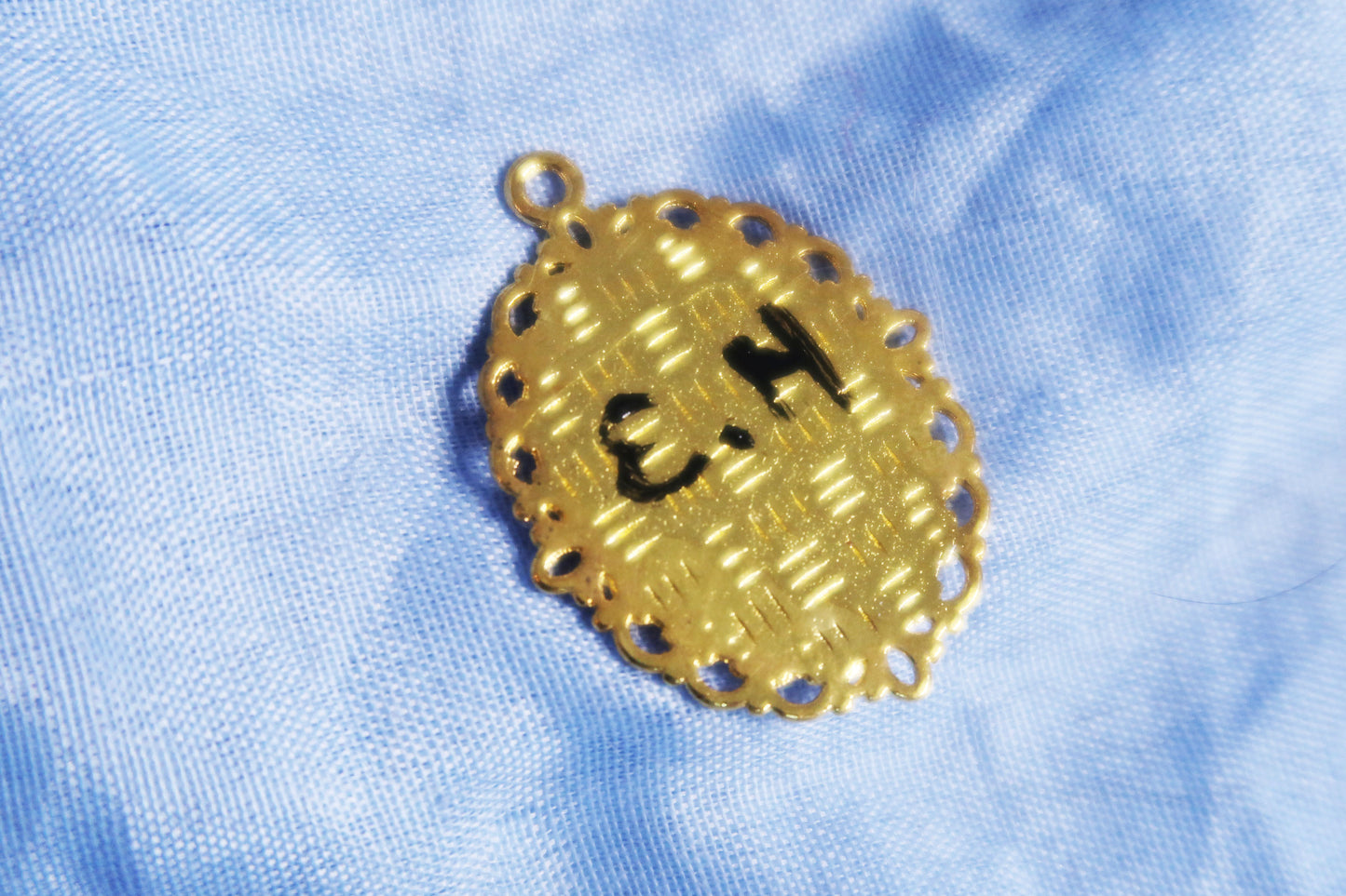 Pendentif vase peinture à l'huile