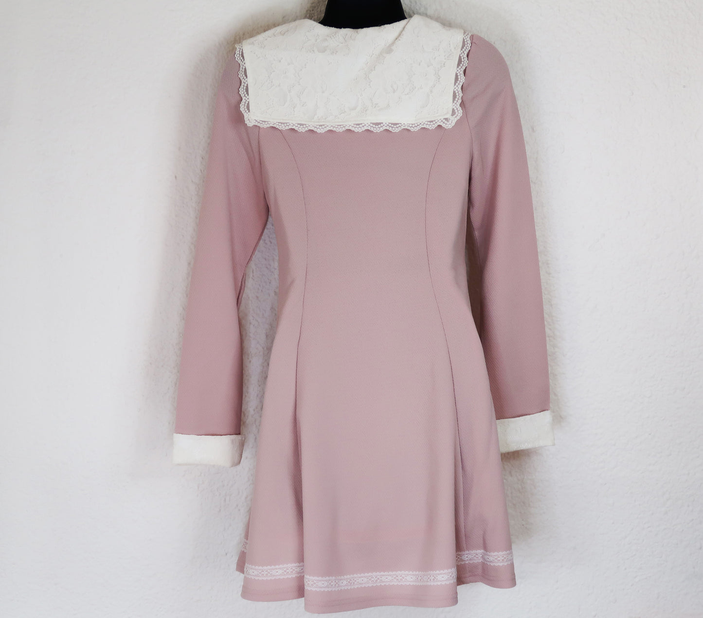 Robe neuve avec étiquette de la marque japonaise Penderie (Liz Lisa)