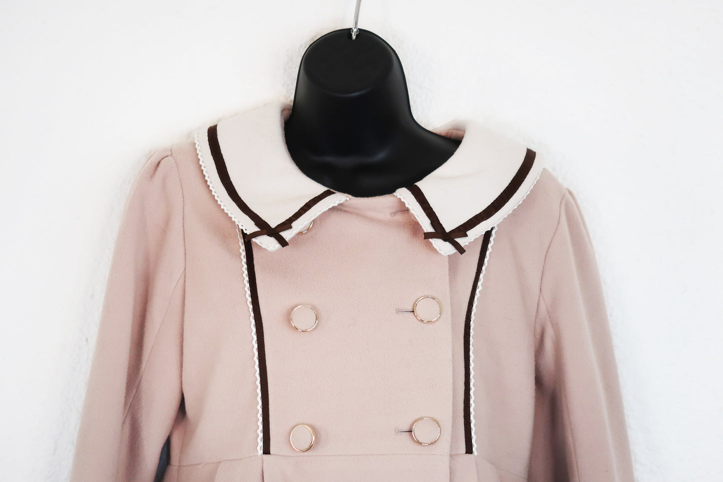 Manteau évasé tout doux style lolita de la marque japonaise Amavel