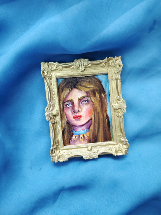 Huile sur bois miniature "La grincheuse"