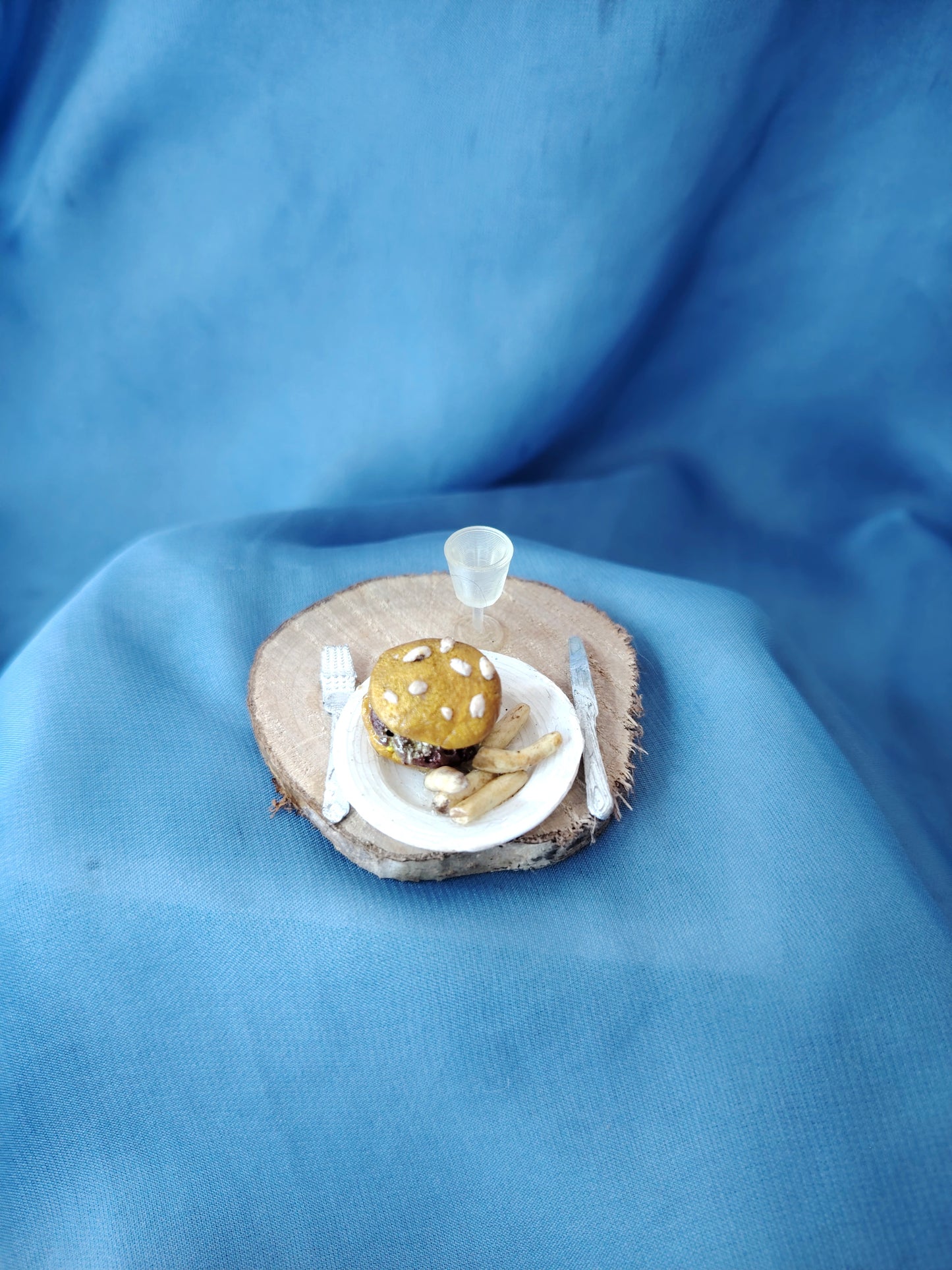 Plat burger frites miniature